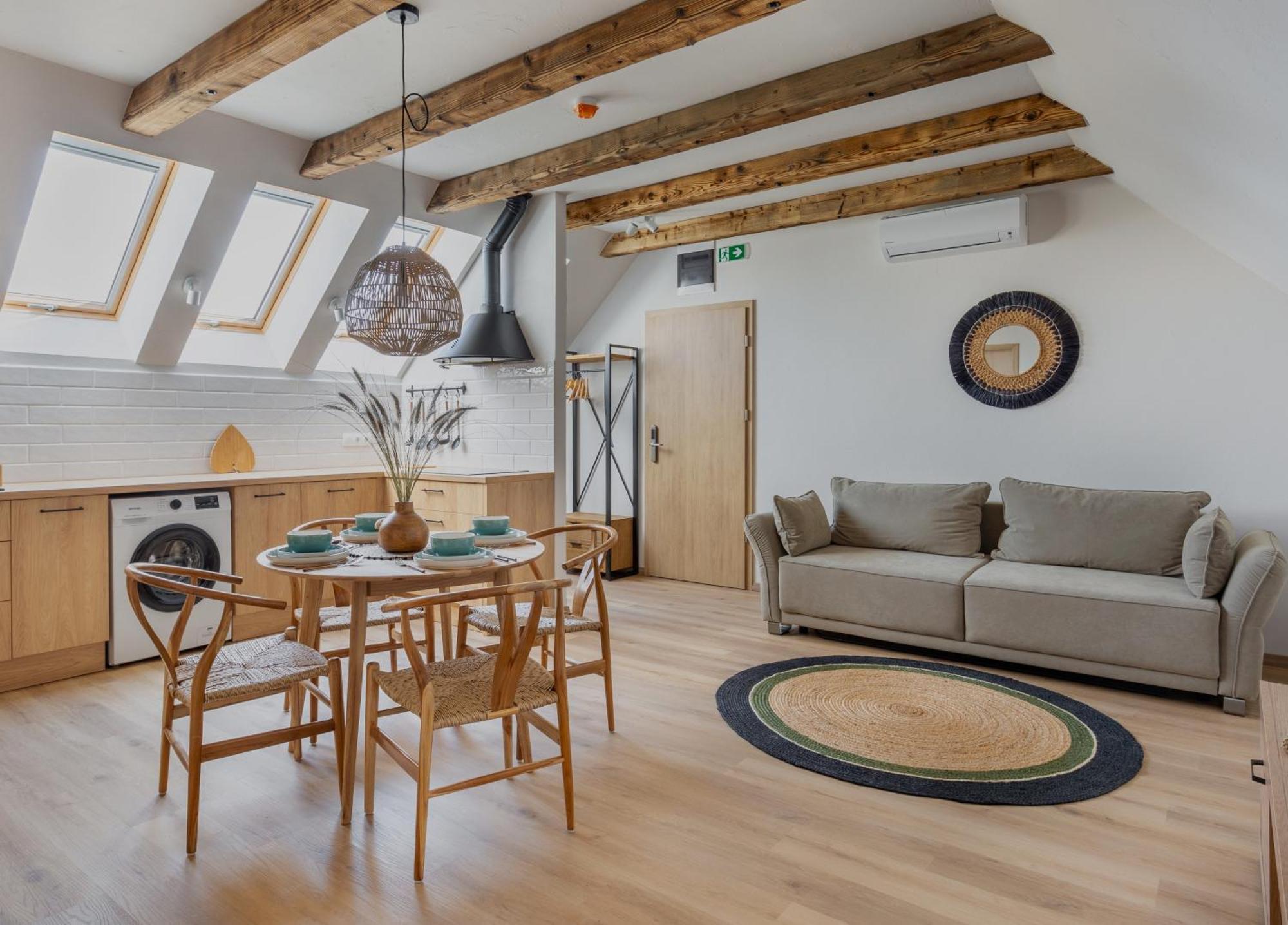Tulipan Haz Apartmán *